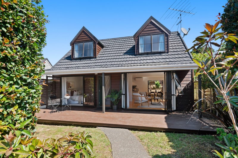 27B Combes Road, Remuera, Auckland - Carousel 2