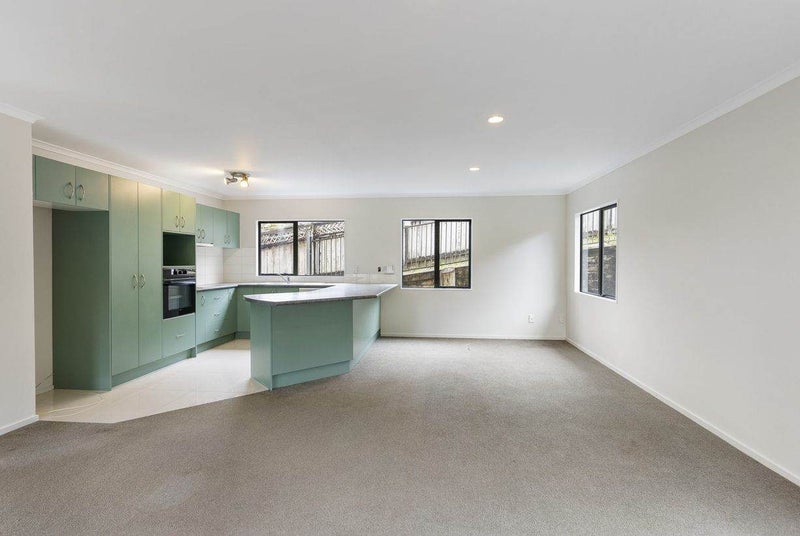 2/14 Mossop Rise, Glenfield, Auckland - Carousel 2