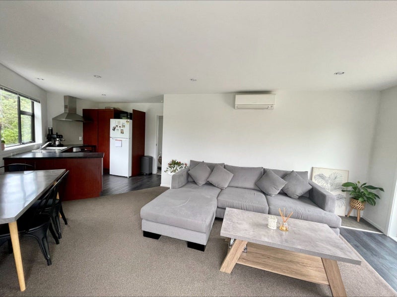 43D Dominion Park Street, Johnsonville, Wellington - Carousel 1