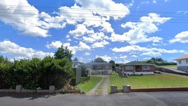 24 Neal Street, Putaruru - Carousel 1