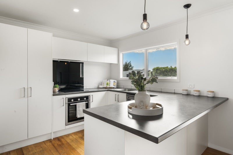 23 Bedford Street, Fitzroy, New Plymouth - Carousel 2