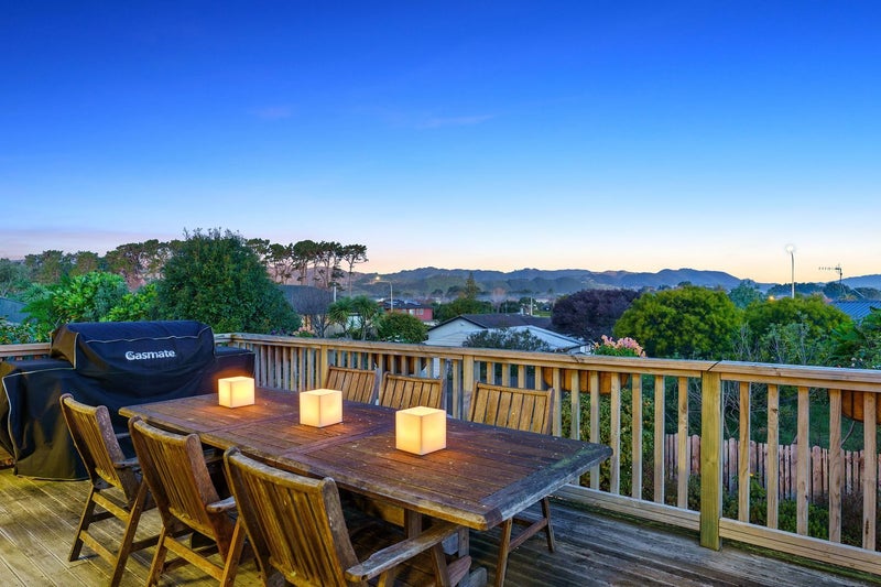 137 Weggery Drive, Waikanae Beach, Waikanae - Carousel 2