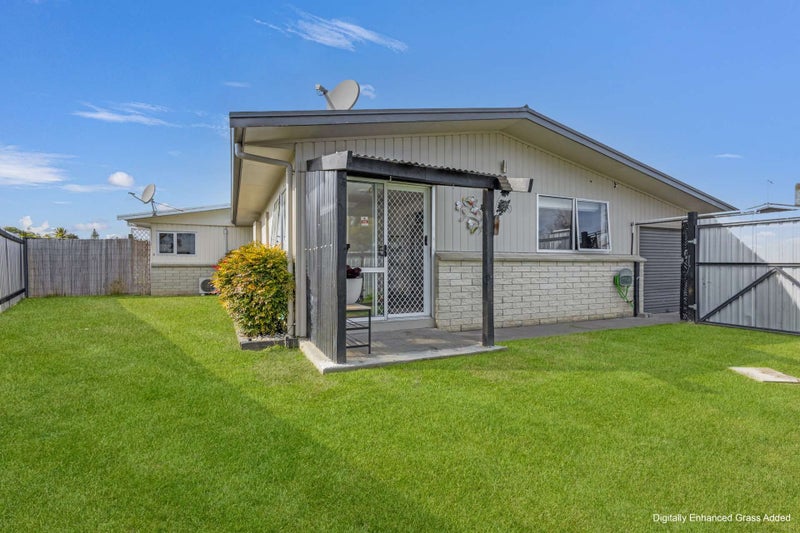 4 Ripon Place, Tamatea, Napier - Carousel 2