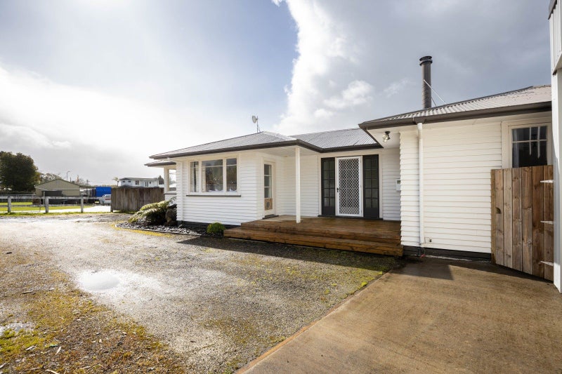 1057 Junction Road, New Plymouth - Carousel 2