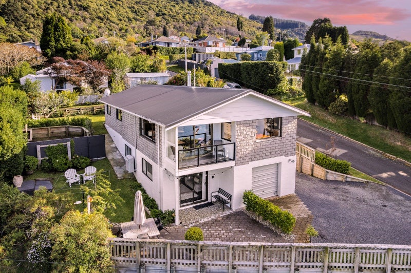 46 Adderley Terrace, Ravensbourne, Dunedin - Carousel 2
