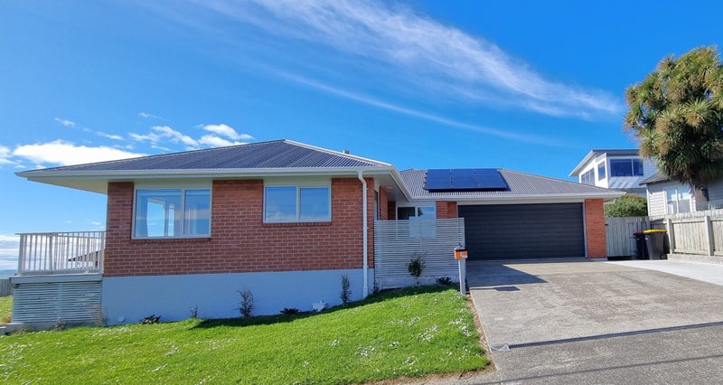 1 Roy Street, Riverton, Riverton - Carousel 18