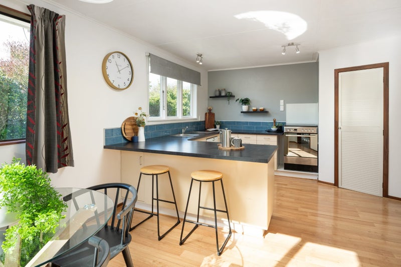 10 Anglesea Street, Renwick - Carousel 2