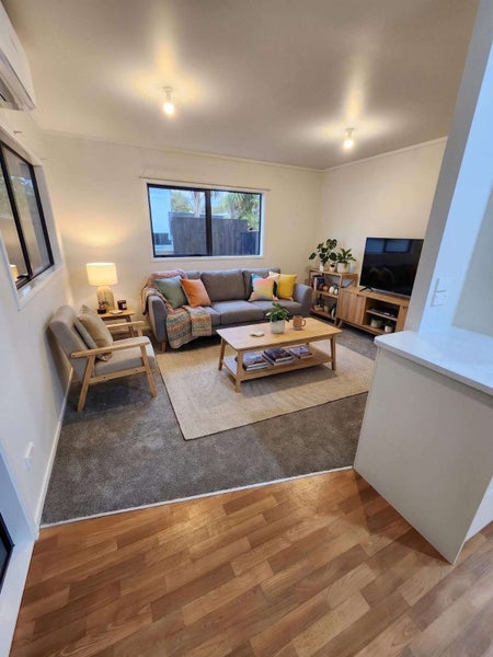 35a Fruitvale Road, New Lynn, Waitakere City, Auckland - Carousel 2