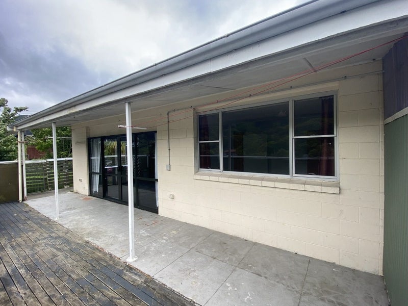 2/3 Angle Street, Picton, Marlborough, Marlborough - Carousel 1