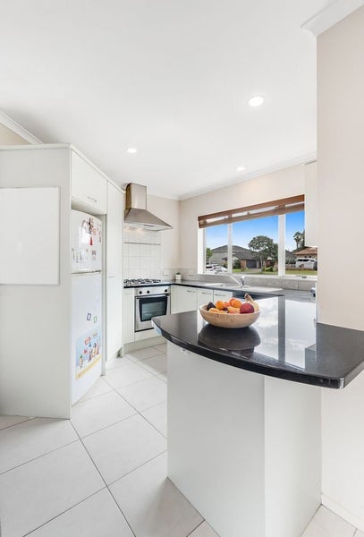 333 Chapel Road, Flat Bush, Manukau City, Auckland - Carousel 23