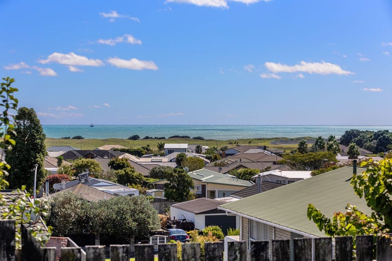 47A Glamis Avenue, Bell Block, New Plymouth - Carousel 24