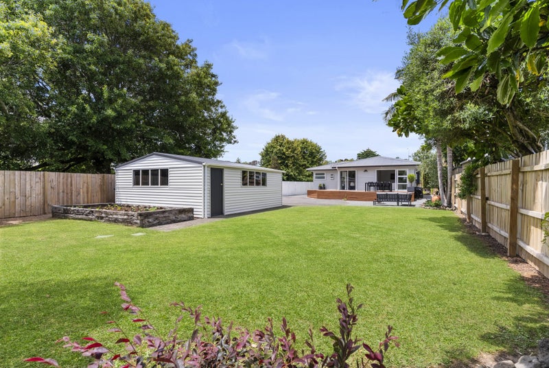 35 Aranui Road, Mount Wellington, Auckland - Carousel 1