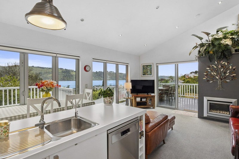 4 Seddon Street, Ravensbourne, Dunedin - Carousel 2