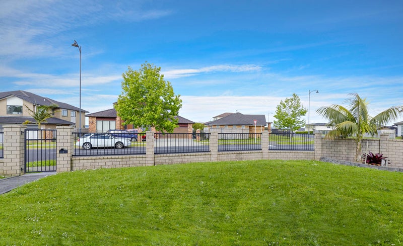 2 Murray Becroft Avenue , Henderson, Auckland - Carousel 19