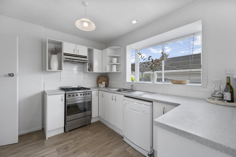 256A Kennedy Road, Onekawa, Napier - Carousel 2