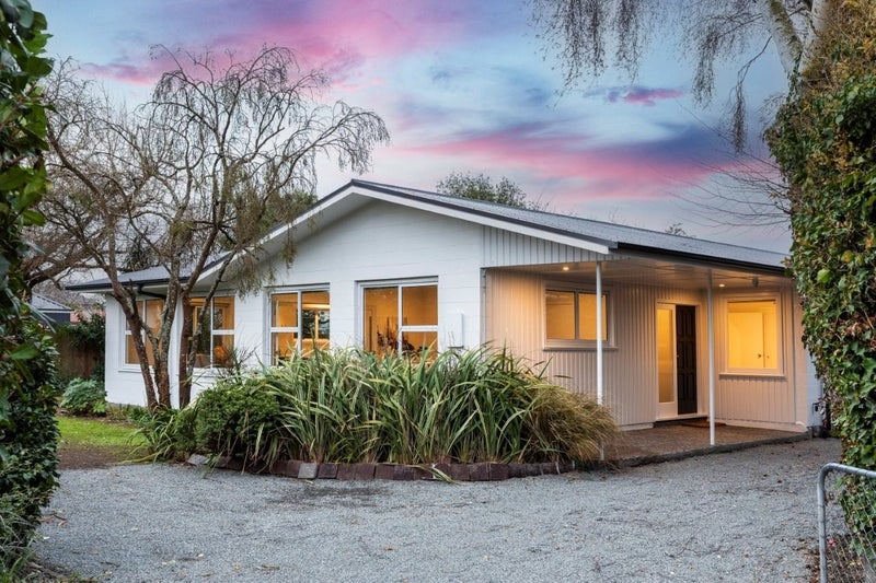 8A Rosedale Place, Avonhead, Christchurch - Carousel 1