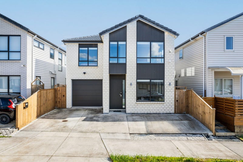 16 Puruatanga Drive, Flat Bush, Auckland - Carousel 1