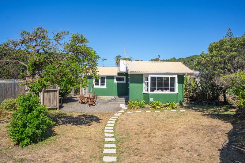 6 Rangiuru Road, Otaki Beach, Otaki - Carousel 2