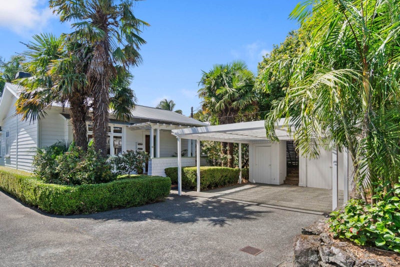 35 Ellerton Road, Mount Eden, Auckland - Carousel 1