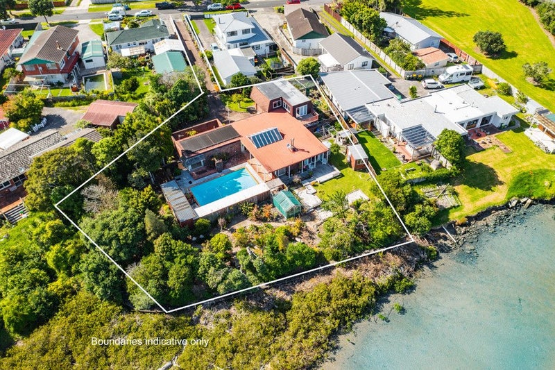 7 Riverina Avenue, Pakuranga, Auckland - Carousel 1