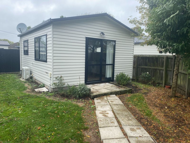 19 Attlee Crescent, Bryndwr, Christchurch - Carousel 1