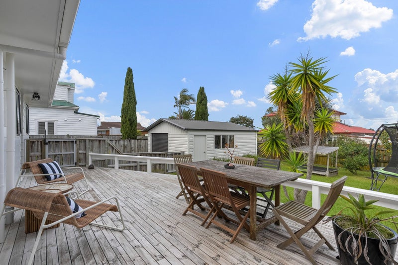 18 Halyard Place, Te Atatu Peninsula, Auckland - Carousel 19