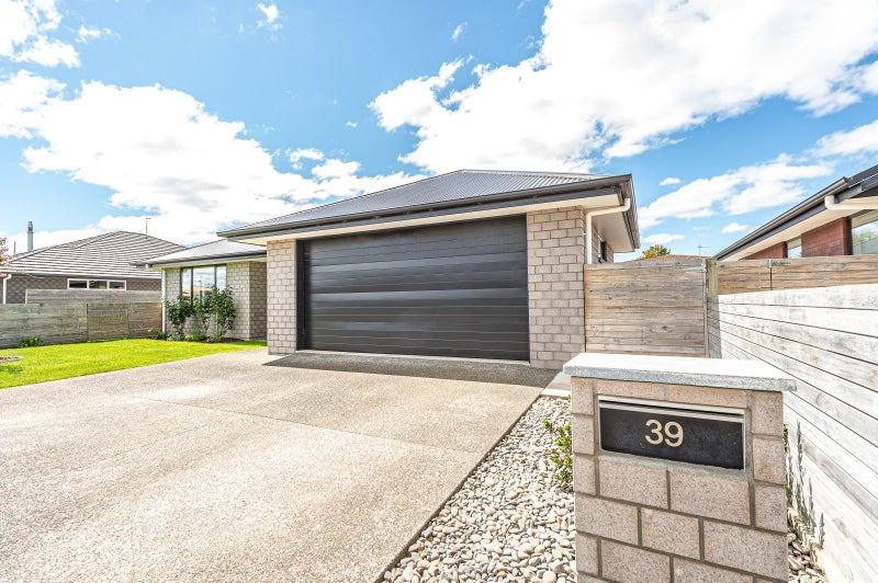 39 Sussex Road, Springvale, Whanganui - Carousel 2