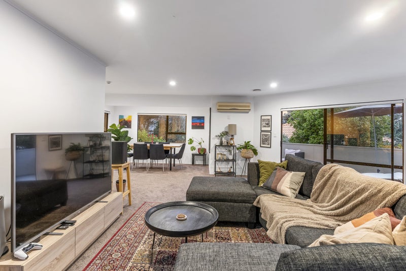 2/11 Waratah Street, Birkenhead, Auckland - Carousel 2