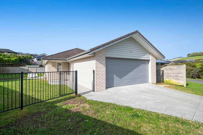 1 Harry Close, Warkworth, Warkworth - Carousel 1