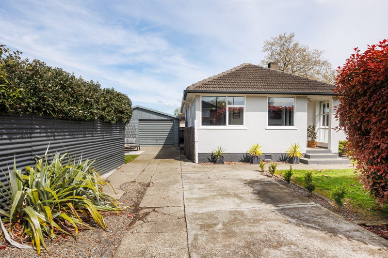 2 Belfast Place, Roslyn, Palmerston North - Carousel 17