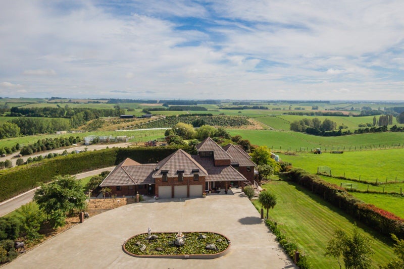 310 Spur Road, Rosewill - Carousel 2