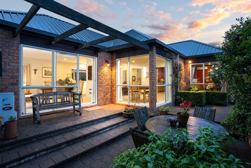 28 Berkshire Drive, Avonhead, Christchurch - Carousel 2