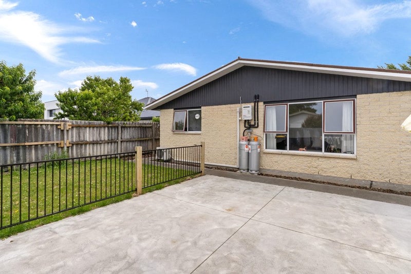 4/8 Peer Street, Upper Riccarton, Christchurch - Carousel 1