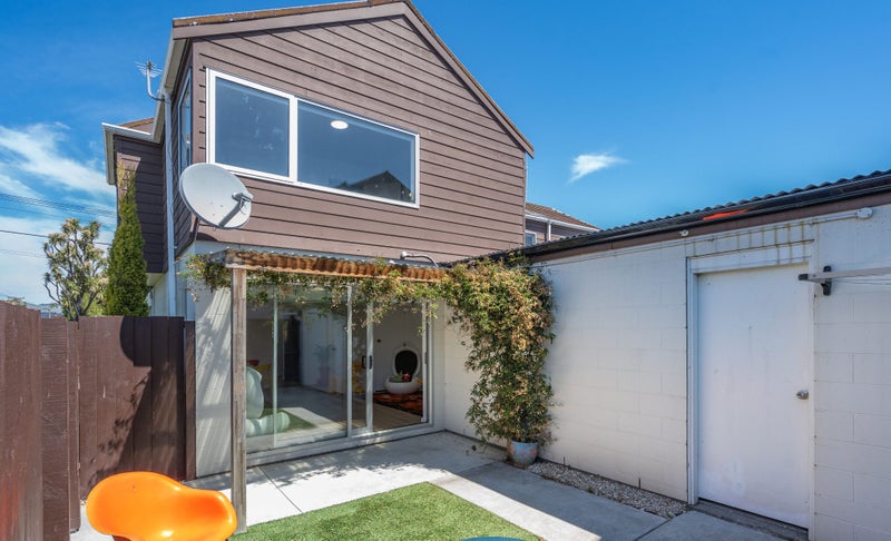 2/37 Avalon Street, Richmond, Christchurch - Carousel 1