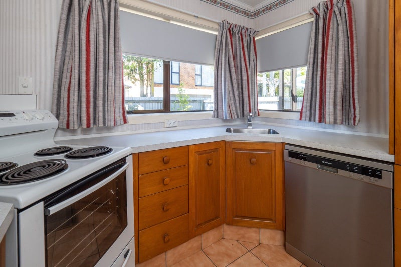 2/43 Walnut Avenue, Allenton, Ashburton - Carousel 2