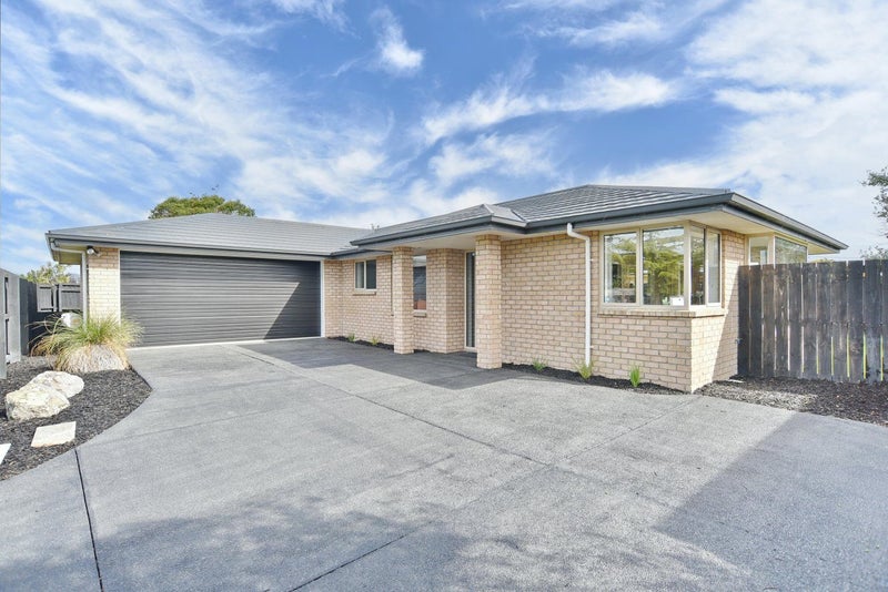 7 Casa Blanca Lane, Burwood, Christchurch - Carousel 1