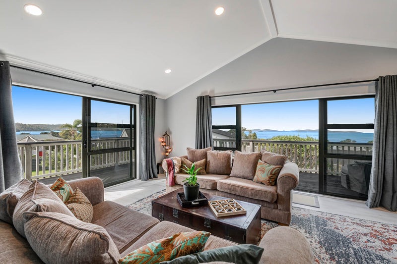 5 Windward Terrace, Snells Beach, Snells Beach - Carousel 2