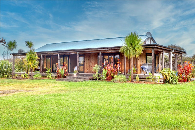102 Atkin Road, Kaiwaka - Carousel 2