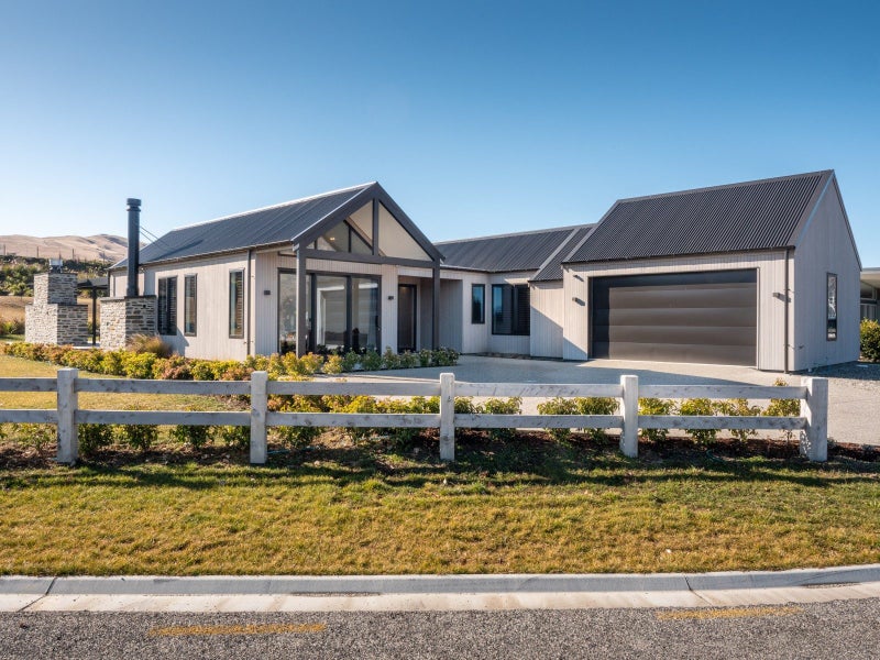 10 Kahiwi Drive, Lower Shotover, Queenstown - Carousel 2
