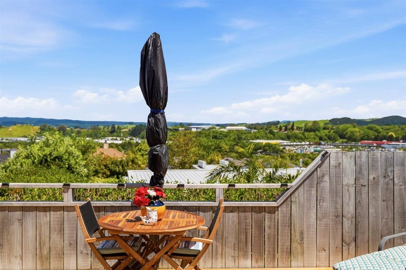 25 Hastings Road, Pyes Pa, Tauranga - Carousel 2