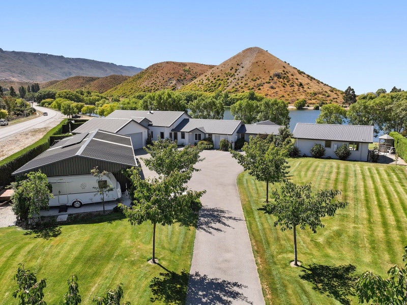 6 Lowburn Valley Road, Lowburn, Cromwell - Carousel 1