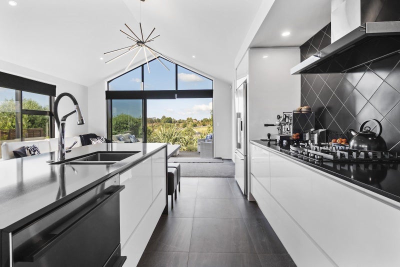 171 Te Ranga Memorial Drive, Pyes Pa, Tauranga - Carousel 2