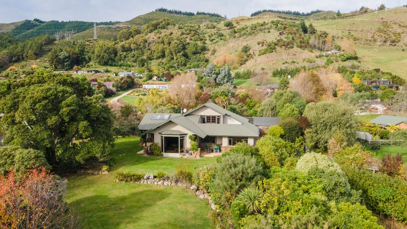537 Hill Street South, Hope, Richmond - Carousel 1
