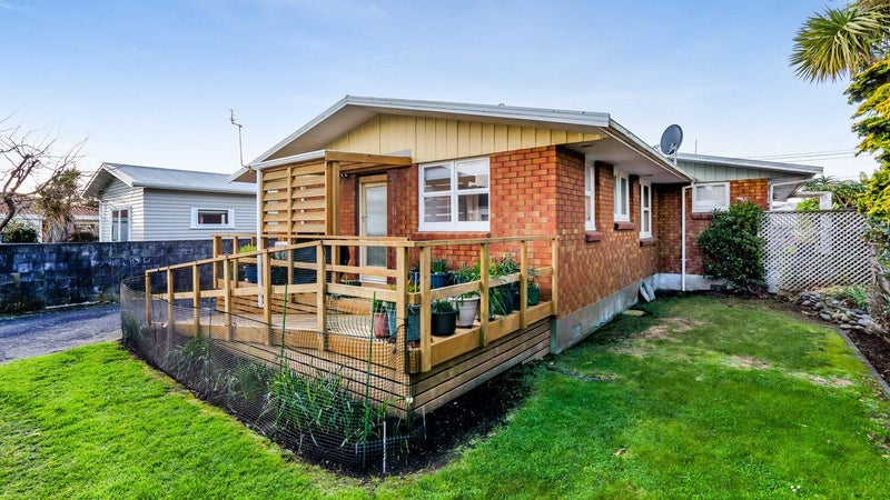 10A Vogel Street, Fitzroy, New Plymouth - Carousel 1