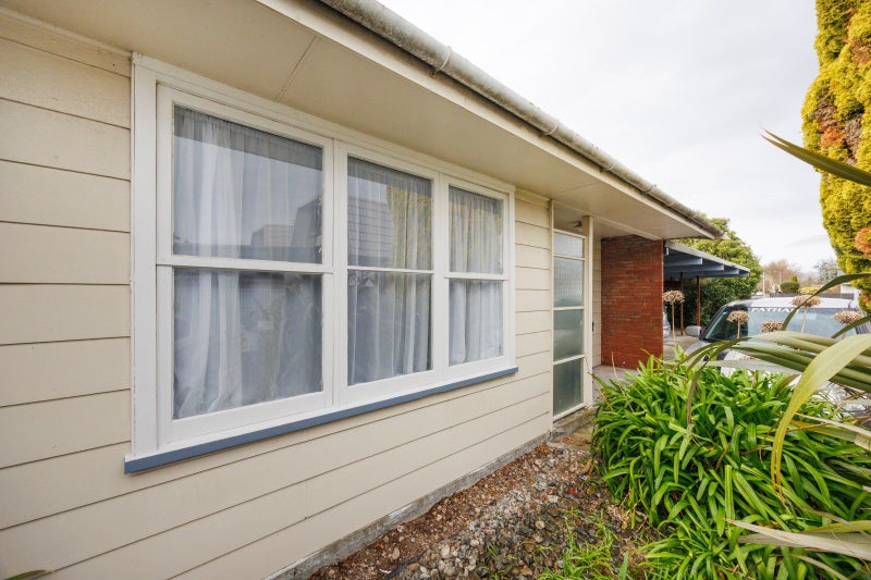 453 Ferguson Street, Palmerston North - Carousel 24