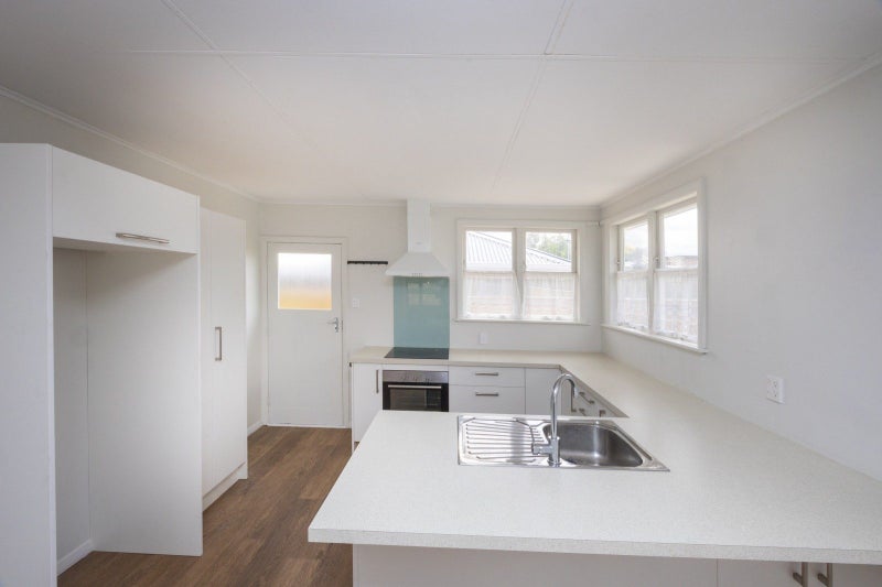 88 Lethbridge Street, Feilding - Carousel 2