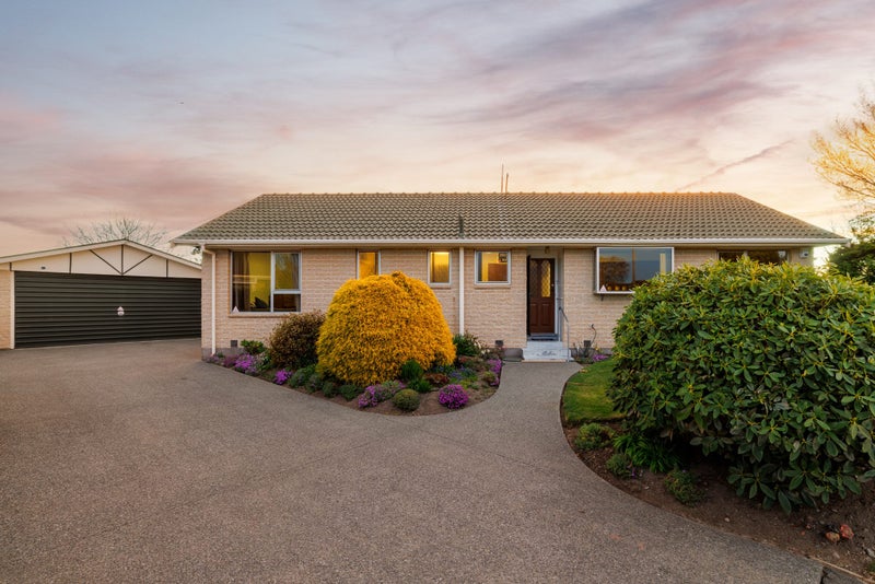 21 Mckellar Place, Hornby, Christchurch - Carousel 1