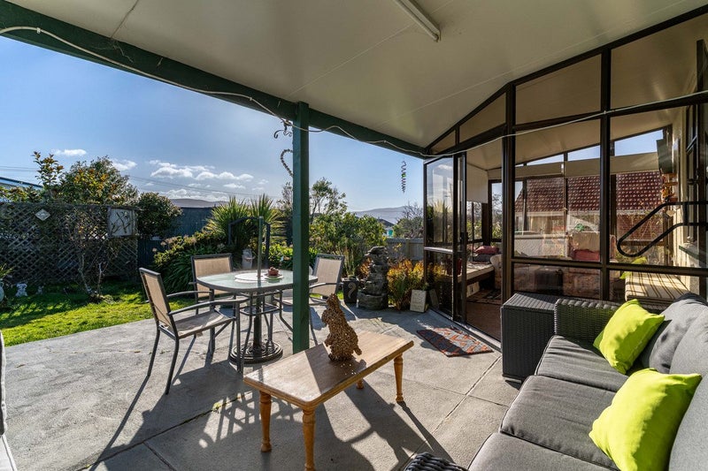 7 Erskine Place, Saint Clair, Dunedin - Carousel 2