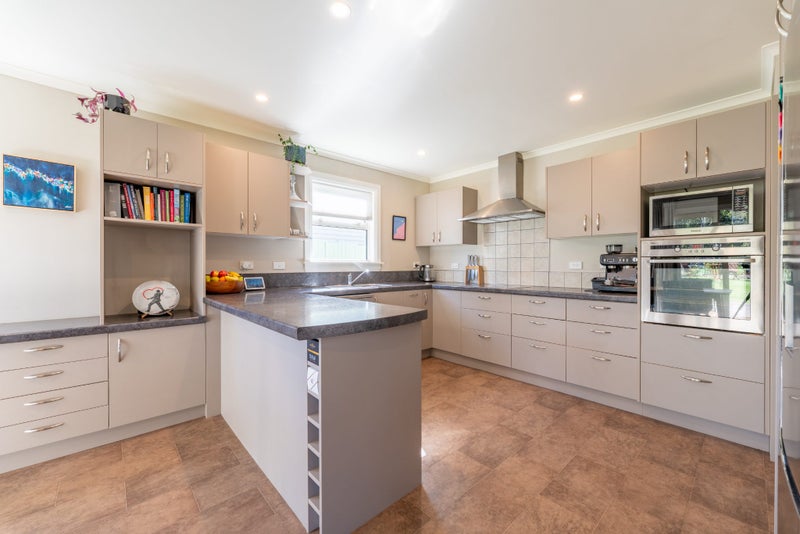 8 Rolleston Street, Watlington, Timaru - Carousel 2