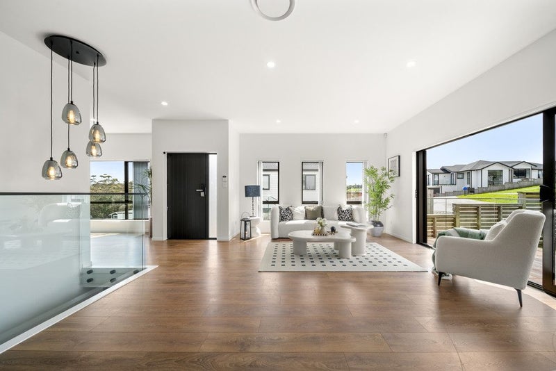 23 Takurua Terrace, Orewa, Orewa - Carousel 2